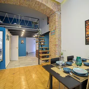 Apartment Dazzling Dob, Budapest